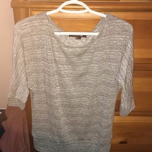 Gray and white quarter sleeve shirt, size small